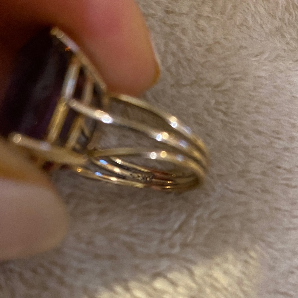 18K Antique Amethyst cocktail ring in 10k Gold - Picture 7 of 8